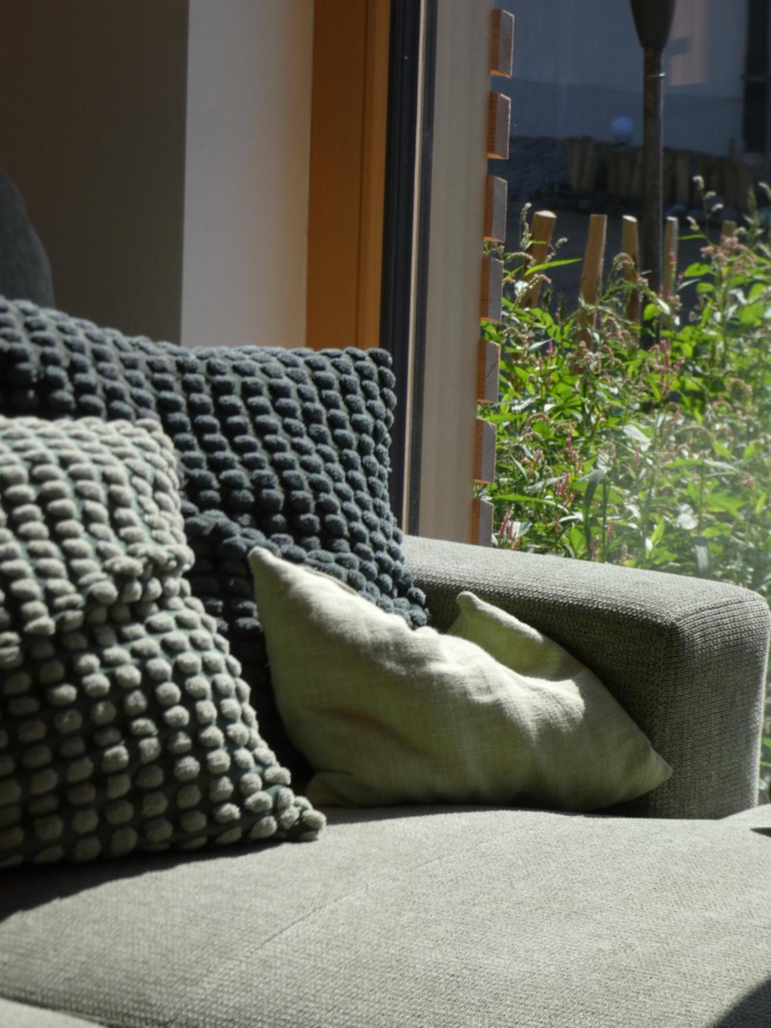 Stylische In Bestlage In Neugebautem Holzhaus Mit