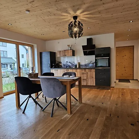 Stylische Fewo In Bestlage In Neugebautem Holzhaus Mit Oberstaufen Plus Exterior foto